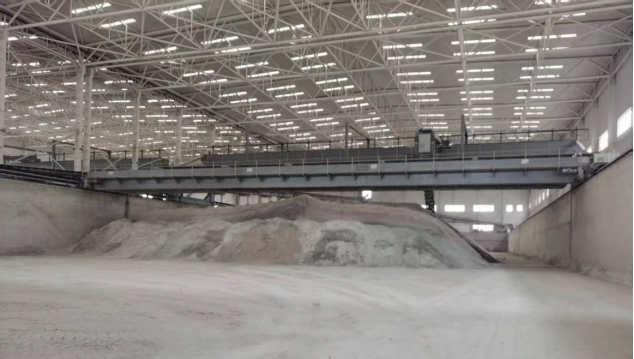 比亚迪大型地坑料仓 3D 激光雷达盘库现场
